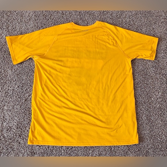 Men’s Under Armour Iowa Hawkeye Gold Rose Bowl 2016 T Shirt Size Large - Picture 3 of 3